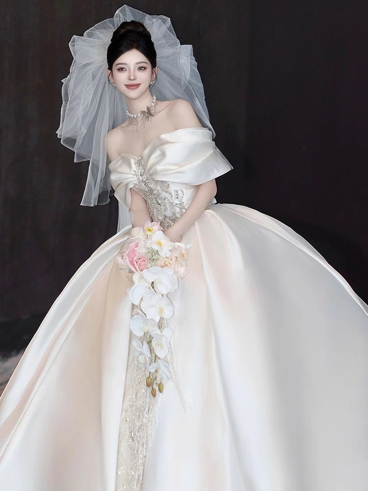 ワンショルダーウェディングドレス2025サテンプリンセスハイエンドメインヤーントレーリング美しい気質