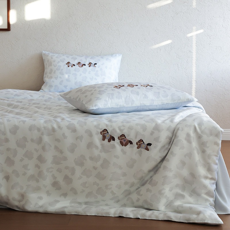 リヨセル100％ 布団カバーセット 4点セット 接触冷感 さらさら 刺繍入り かわいい 子馬柄 アクティブ染め デジタルプリント シングル～キング 1.5m／1.8m／2.0m オールシーズン 洗え