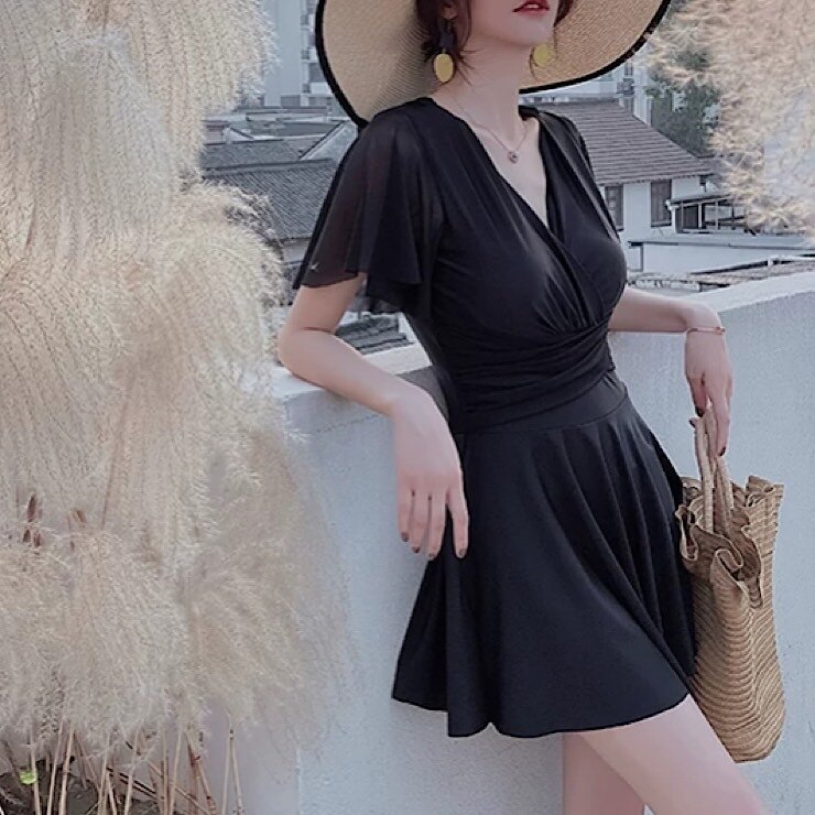 水着　スイムウェア 水着レディース ラッシュガード　水着体系カバー　ビキニ　suimsuit ショート丈 ワンピース　ツーピース　フレア　フリル　おしゃれ　カワイイ　韓国　大人可愛い　大人　セクシー