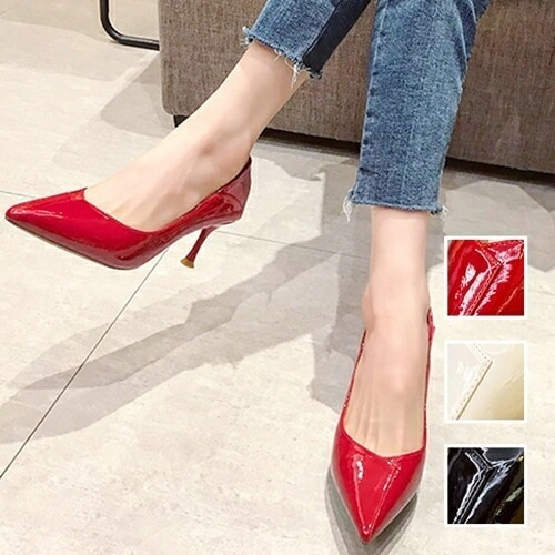 パンプス 韓国 ファッション レディース 春 夏 秋 冬 ブライダル お呼ばれ コーデ 成人式 二次会 同窓会 20代 30代 40代 50代 2025 エナメル調 光沢 カッティング ミドルヒー