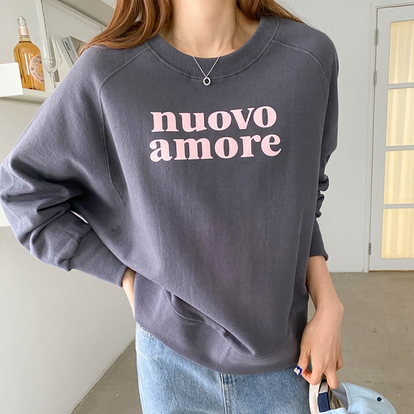 韓国 東大門 nuovo amore オーバーフィット マンツーマンTシャツ