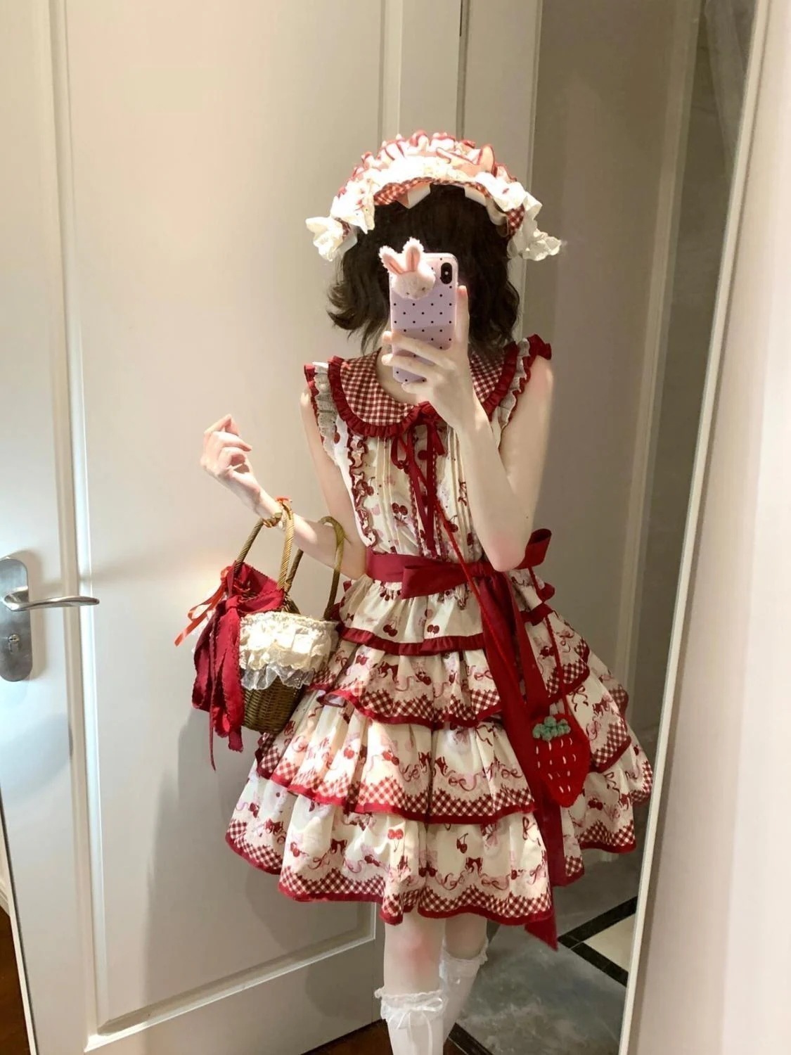 コスプレ の新作ロリータ風甘美なチェリーリボン付きボウタイカラーのドレス1