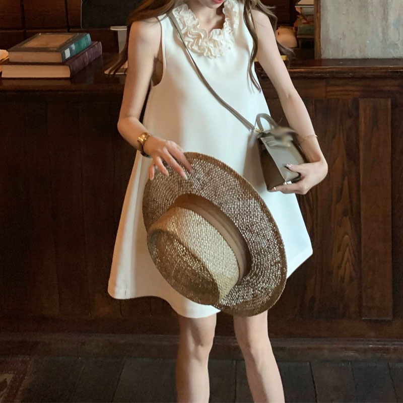 南陽沂蒙立体厚手レースシンプルでエレガントな二色ドレス夏ノースリーブショートaラインスカート