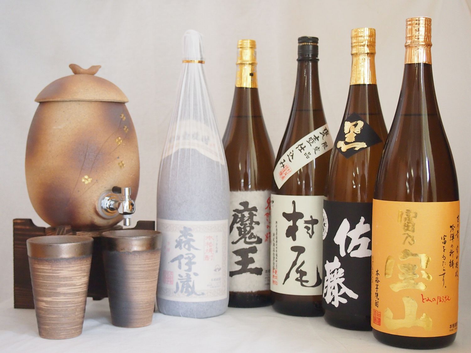 信楽焼明山窯　焼酎サーバー　火色金小紋　2200ｃｃ(滋賀県)+萬古焼備前金彩焼酎ペアカップ(三