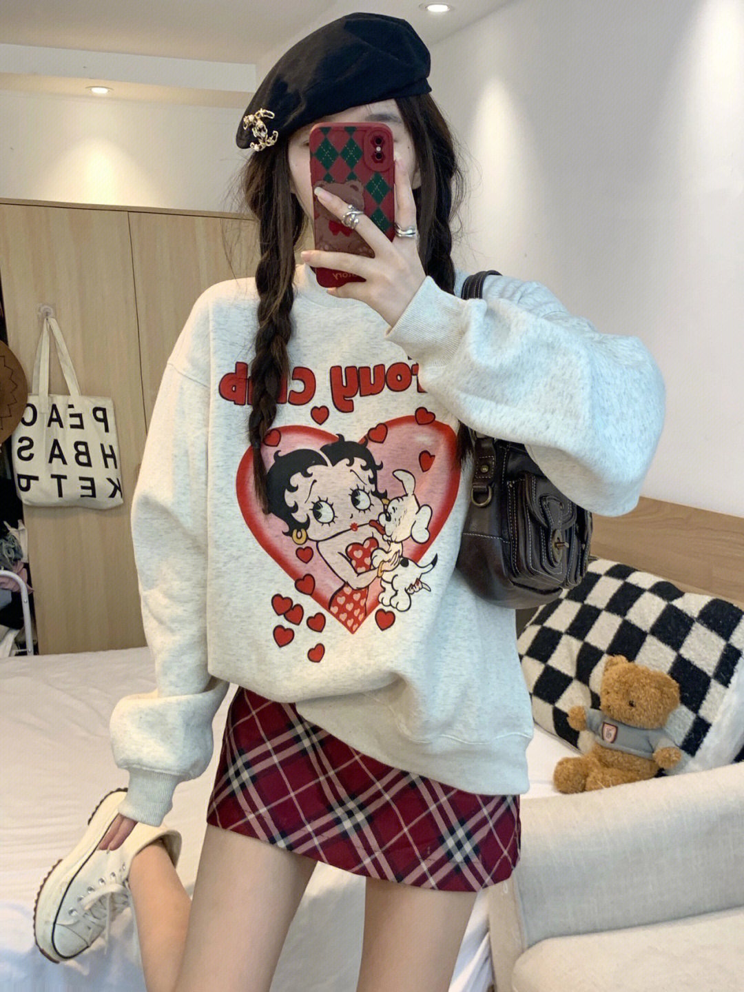 BETTYプリントトレーナー プルオーバー スウェット セーター トレーナー ルーズ 長袖 トップス レディース 可愛い 10代 20代 30代 40代 デート お出掛け 通学 D129