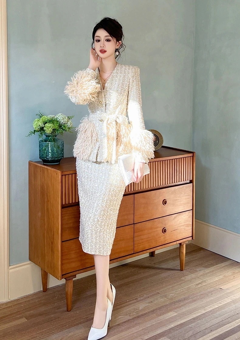 【JY.上品】 上下2セット ラジャー キラキラ ジャケット＋スカート 冬 厚手 ファー飾り レディース セットアップ