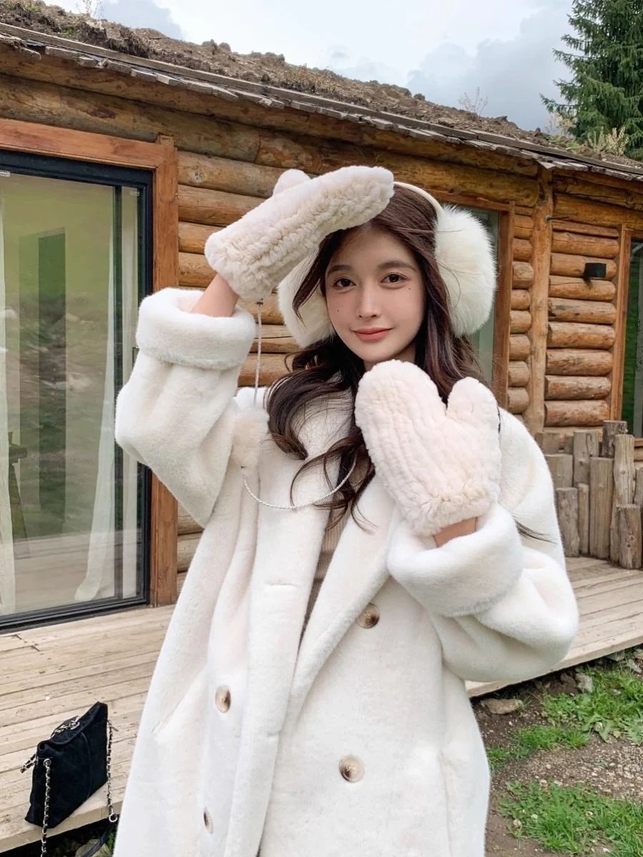 秋冬の新スタイルロング厚いイミテーションミンクベルベット多用途スーツカラーファーワンピースコート女性用30%制限