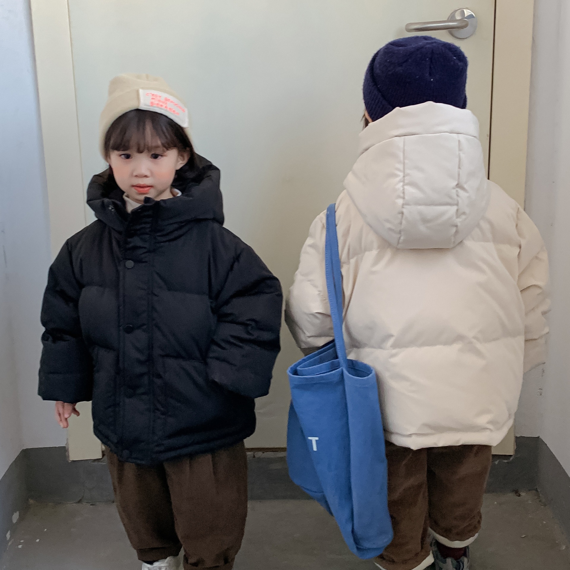 新入荷 新作子供服子供用冬新作90ホワイトダックダウンダウンジャケット男の子女の子ベビーフード付きパンダウン服