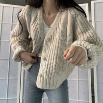 2色 アウター カーディガン レディース 秋冬 かわいい 暖かい もこもこアウター ショート丈 長袖 ボリューム袖 Vネック 襟なし BIGシルエット フレア セミフレア もこもこ モコモコ ふわふわ 8,460円