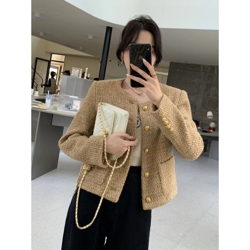 （細工が凝っている）フレンチリトルフレーバー女性2025ニューインターネットセレブハイエンドファッション多目的な恋人スタイルの小さな短いジャケット