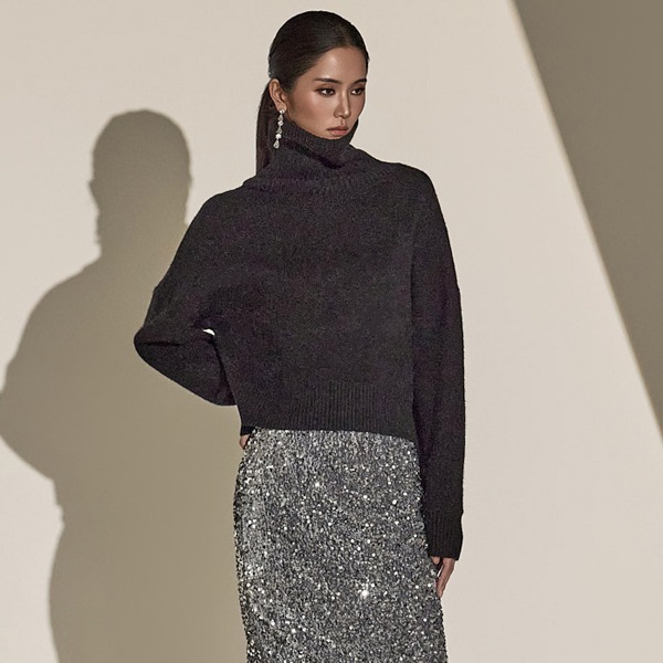 E3650 タートルネック ニット