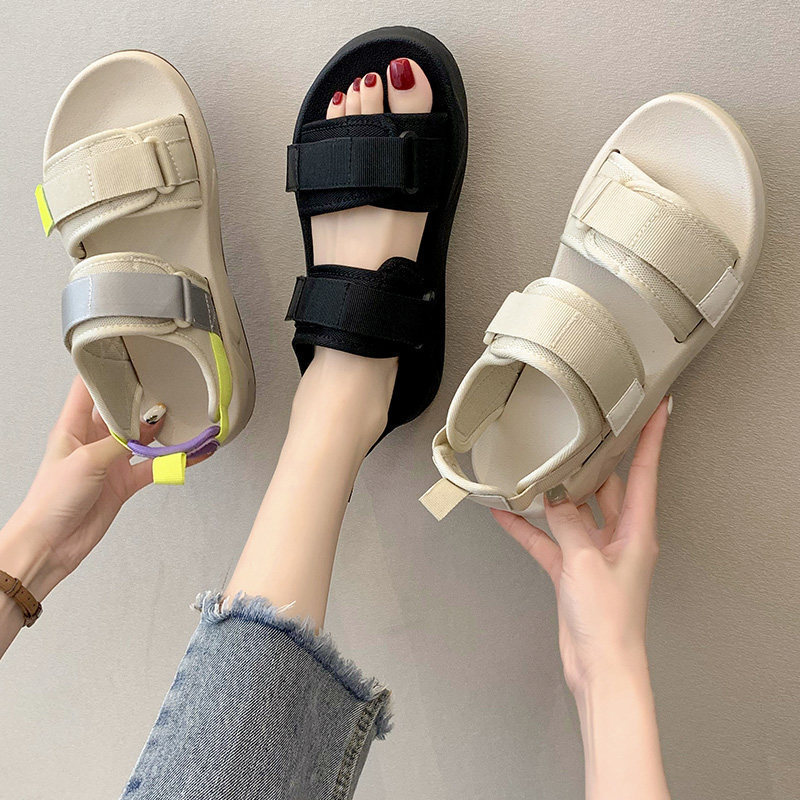 ストラップサンダル パンプス ハイヒール 身長アップ パンプス サンダル レディース 韓国ファッション 厚底サンダルフラットサンダル 準備したいレイングッズ 梅雨対策