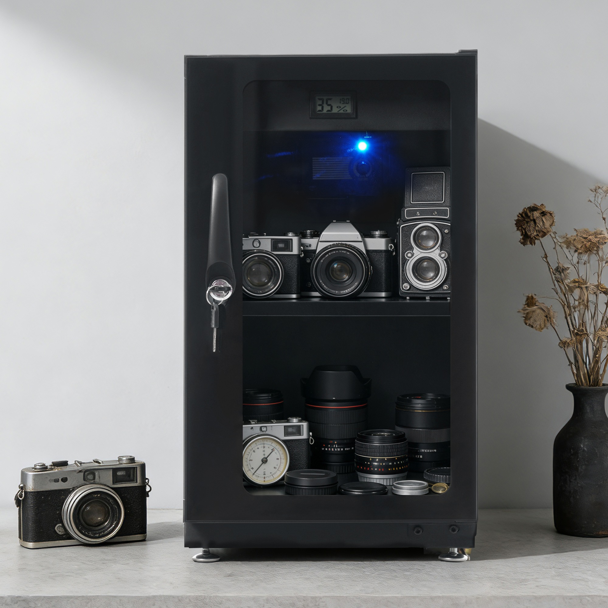 【国内発送】953防湿庫 容量40L ブラックドライボックス 自動除湿 カビ対策 静音 鍵付き ノブ式 ECO省エネ デジタル温度湿度表示 カメラやレンズ収納ケース 防湿ケース