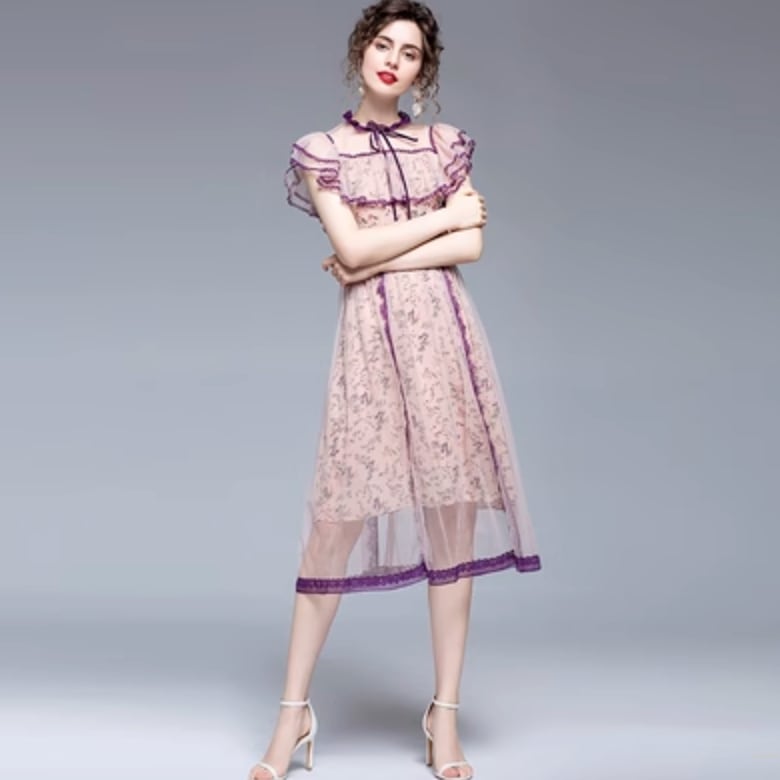 ワンピース フレアワンピース ミモレ丈 かわいい 大人可愛い きれいめ シンプル カジュアル 大人 上品 おしゃれ お洒落 大人女子 こなれ感 個性的 主役級 存在感 美容師 メイクアップアーティスト