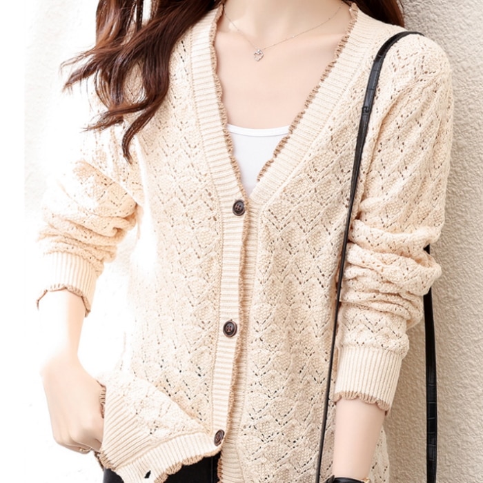 レディース トップス ニット カーディガン 羽織 前開き 長袖 Vネック 襟なし 伸縮性 ボタン かわいい 大人可愛い きれいめ シンプル カジュアル 上品 おしゃれ レトロ こなれ感 ラフ ガーリー