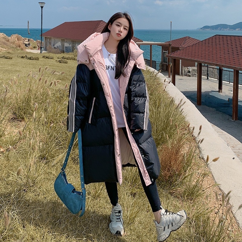 ロングカラーブロッキングフードダウンジャケット女性冬2024新しい韓国の膝のシニアセンスを厚くホワイトダックダウンジャケット 8,546円