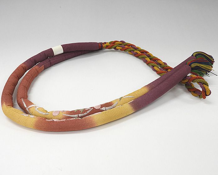 帯締め 丸ぐけ 正絹 中綿入り 刺繍 小田巻き 振袖 成人式 和装小物 新品 着物