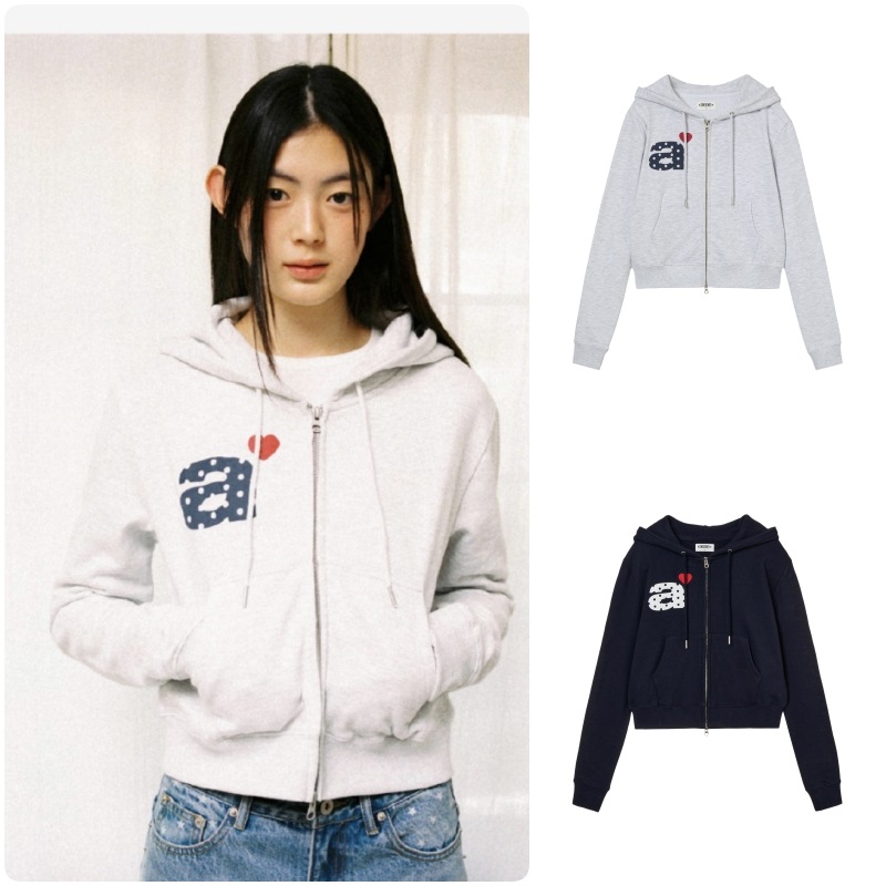 【aeae】 25FW DOT SMALL LETTER CROP HOOD ZIP UP : 2COLORS