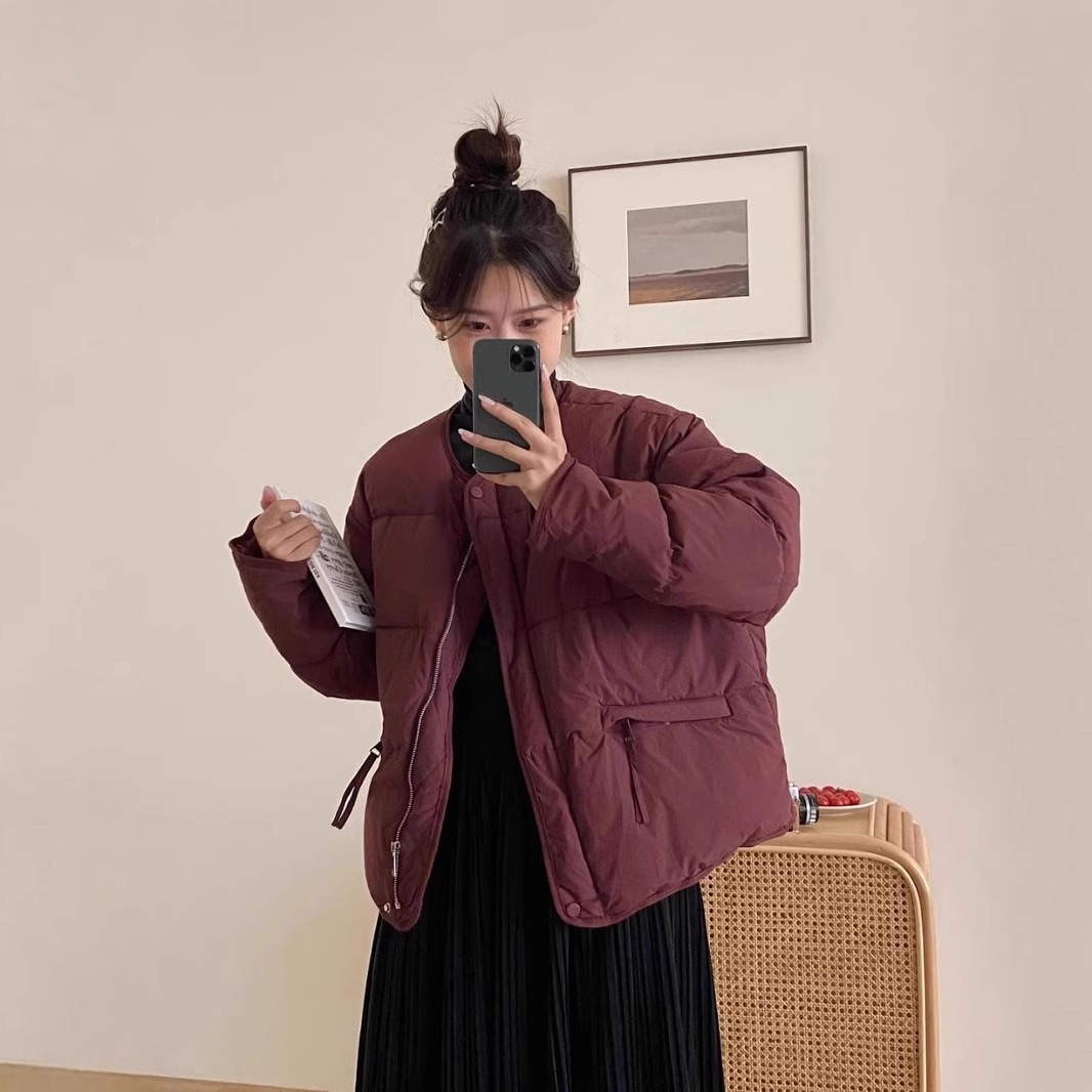 レディースショートラウンドネックダウンジャケット2025秋冬新スタイルカジュアルで多用途な小さいスタイルの韓国風ルーズパンコート 4,970円