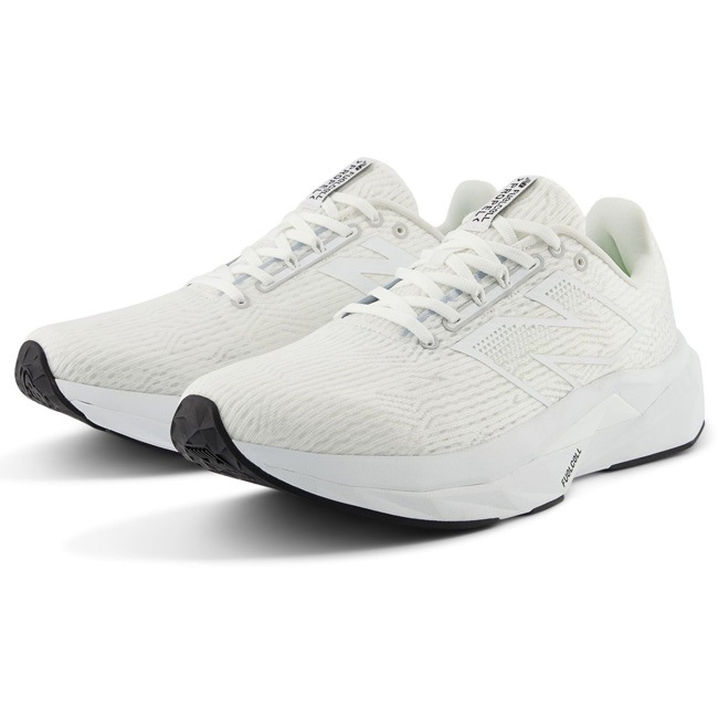 ニューバランス スニーカー ランニング メンズ 厚底 2E 走りやすい 歩きやすい おしゃれ 軽量 フューエルセル プロペル 9,900円