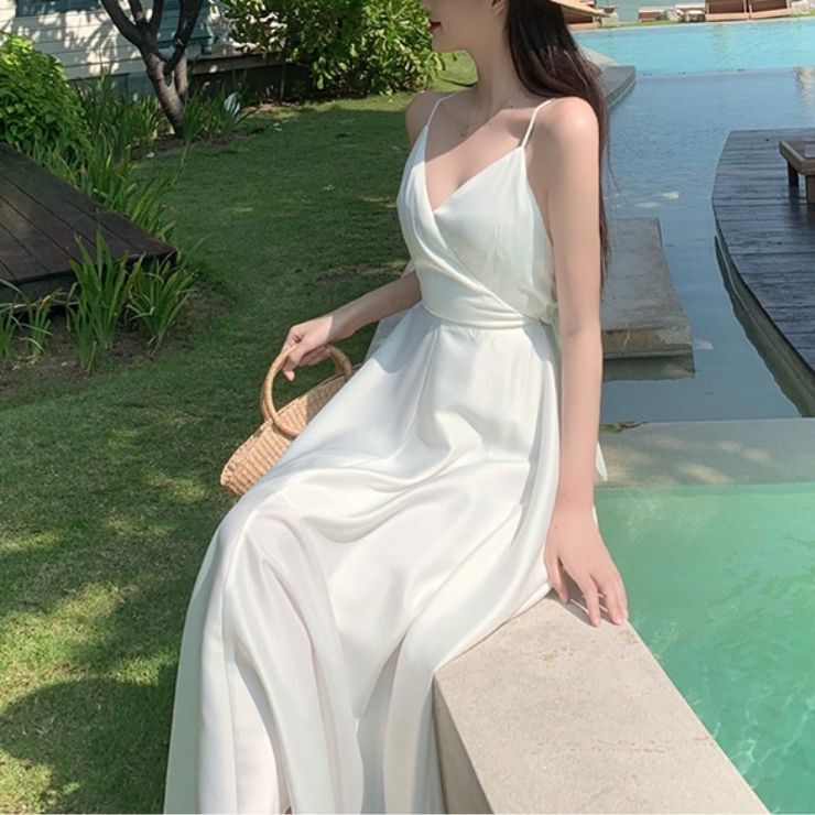 ワンピース　ロングワンピース　ロング マキシ　マキシワンピース ノースリーブワンピース リゾートワンピース ベアバック　レース ウエストマーク ハイウエスト フレア　フリル　おしゃれ　カワイイ 韓国