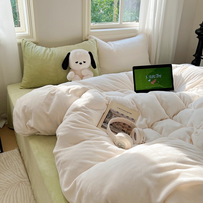 クラスaミルクベルベット4ピース冬コーラルベルベットベッドシーツとキルトカバー無地フランネルベッド3点セット