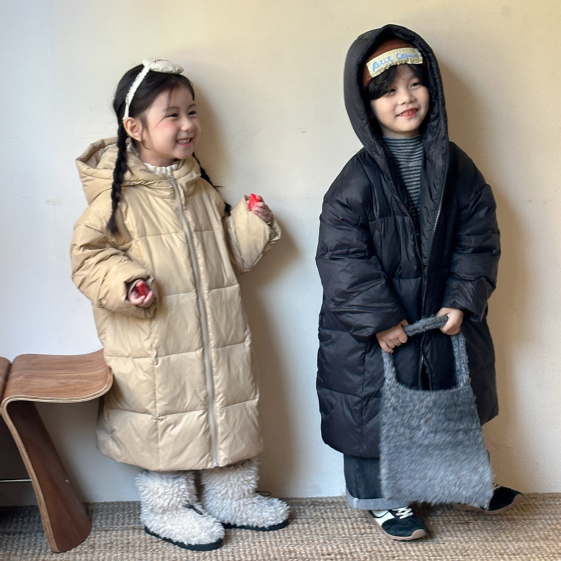 子供用ダウンジャケット男の子厚手ミディアム冬の女の子5新型冬服保温膝上赤ちゃん用綿入れコート