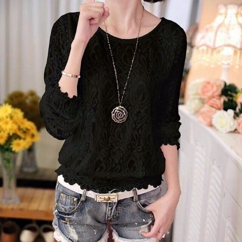 2082.袖切り替えデザイン透かしレーストップス(ブラック)