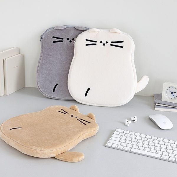 ヒアデア 食パン タブレットポーチ 11インチ 3種 ベージュ