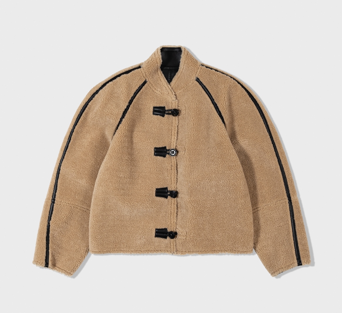 【LOW CLASSIC】 SHORT SHEARLING REVERSIBLE COAT : BEIGE