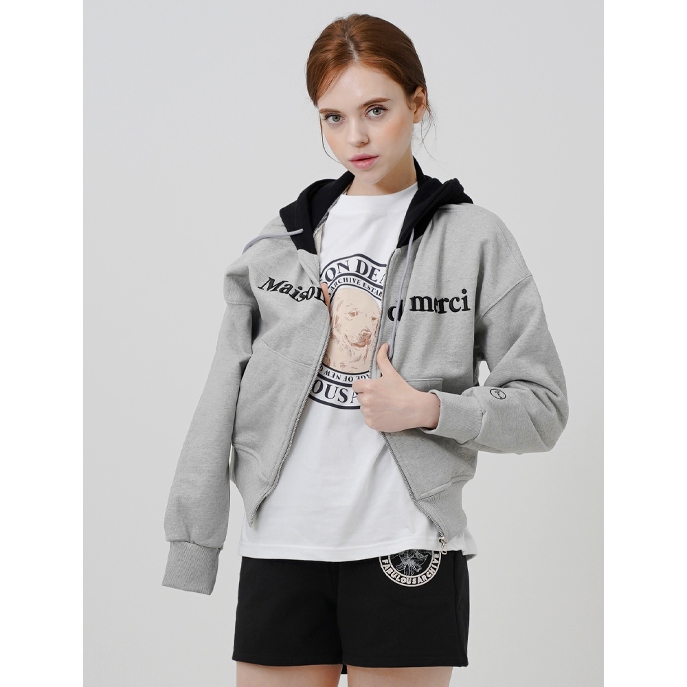 ファビュラスアーカイブ女性用エンボスロゴクロップパーカージップアップメラングレー (FCC1ZP391W) 10,809円