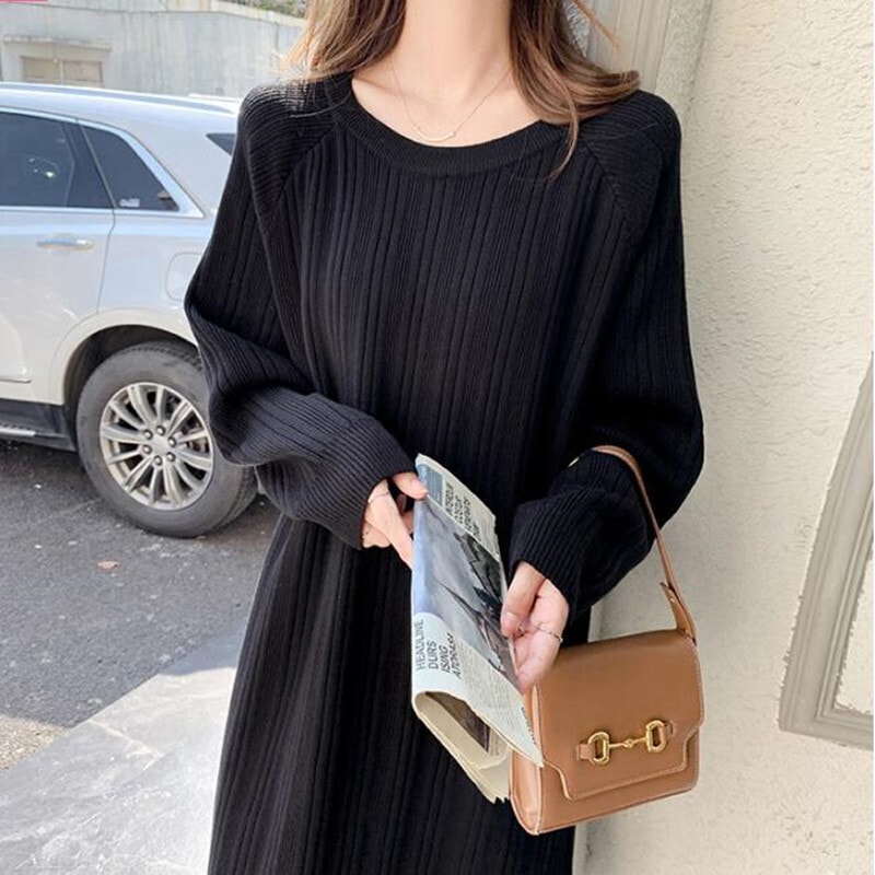 ニットワンピース スリット入り ブラック ワンピース ニットソー セーター スリム 細身 ストレート