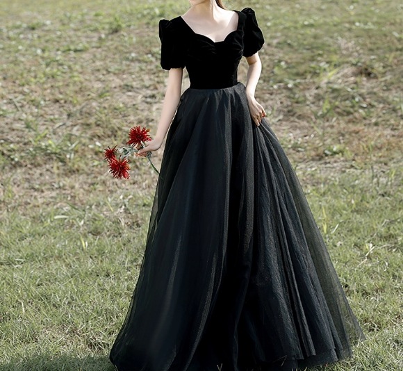 パーティードレス ブラック ビロード ソフトチュール 揺らめく裾 ピアノ演奏会/音楽会