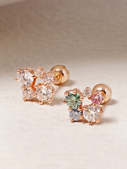 ミニマルピアス 14K モアッサナイトダイヤモンド 5 スパークルピアス