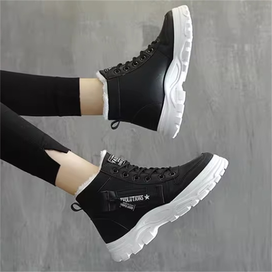 新入荷 靴 シューズ 2色 スニーカー 厚底 ふわふわ 裏起毛 かわいい 大人可愛い 大人女子 こなれ感 シンプル カジュアル 大人 上品 おしゃれ お洒落 ラフ コンサバ ガーリー ヘルシー