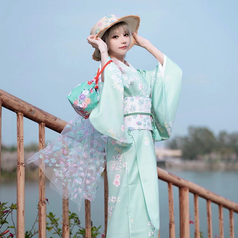 浴衣 和服 女性用 伝統的 和服 浴衣 改良版 着心地が良い シワになりにくい 洗濯可能