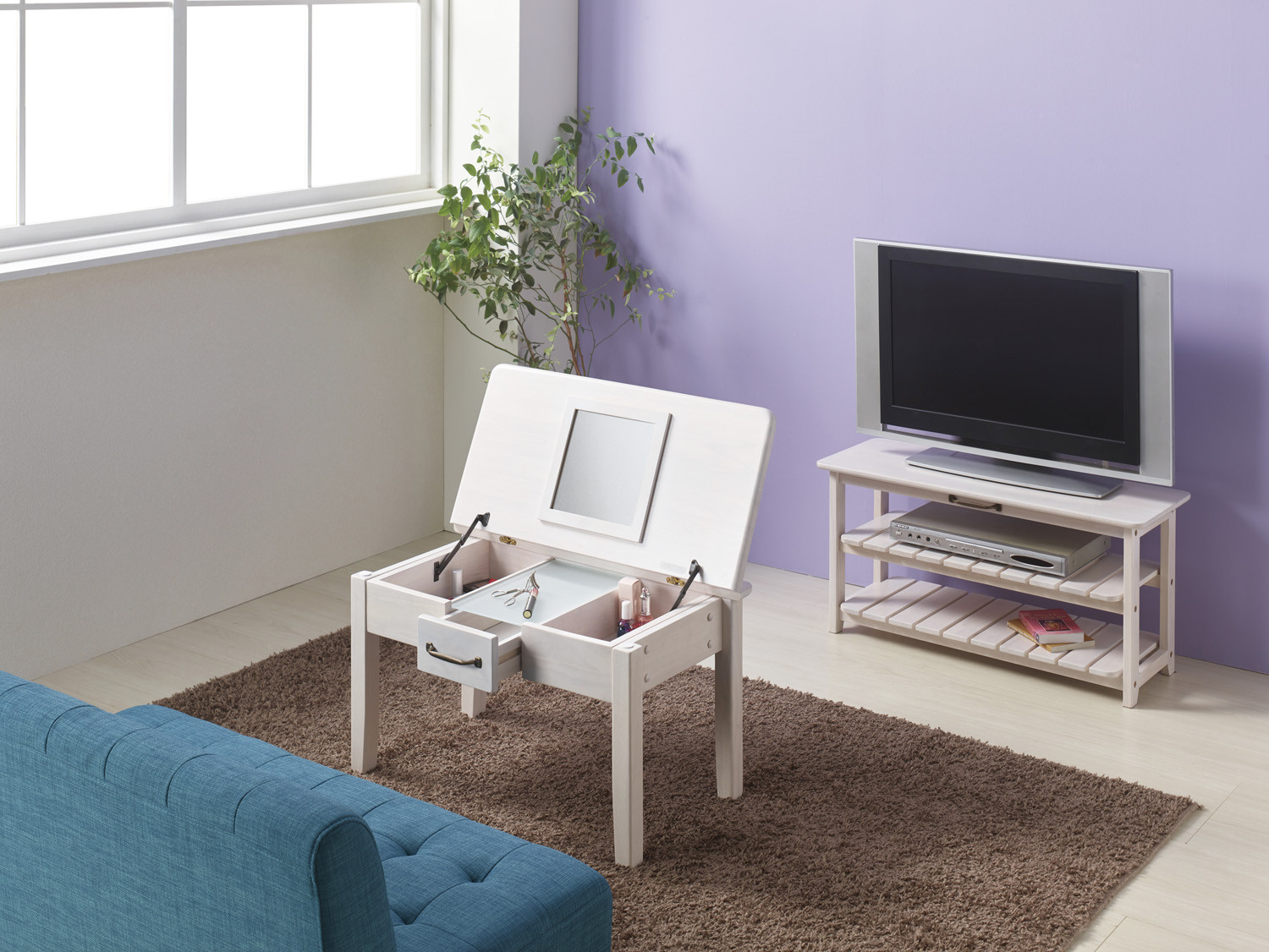 ミニヨンドレッサーテーブル