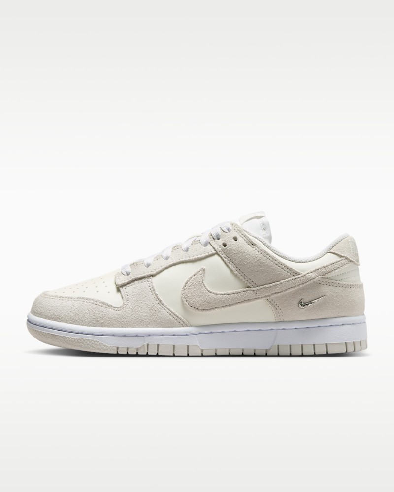Dunk Low Suede ウィメンズシューズ IO4244-105 韓国大人気