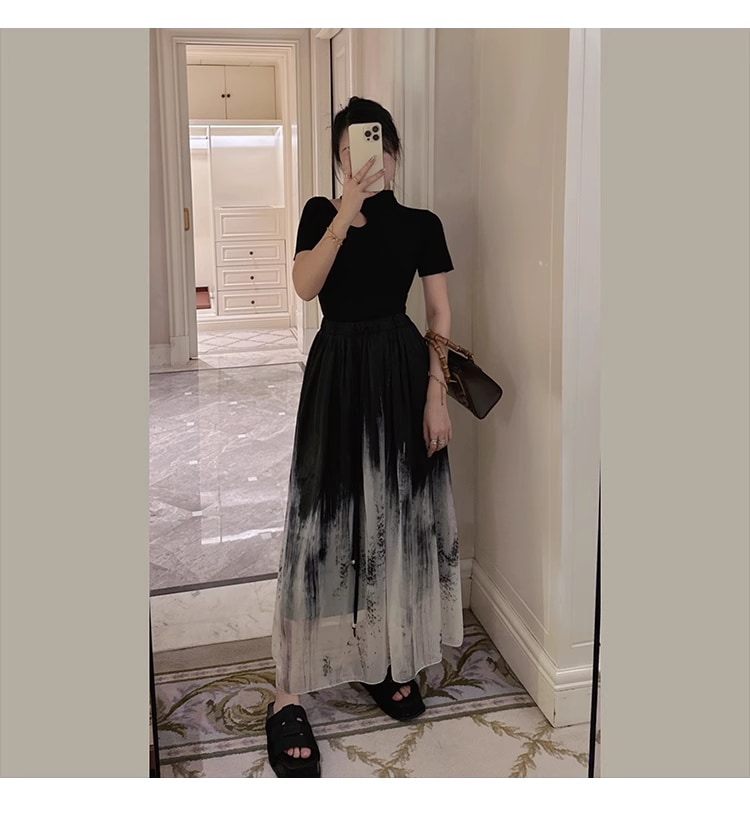フレンチ 鎖骨 半袖 ネック ハイネック Tシャツ レディース 夏 デザイン センス ニッチ スリム フィット シック トップ 個性的 トップス シャツ 袖あり 半袖 襟なし シンプル 大人 上品