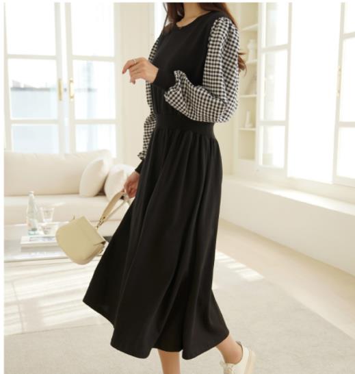 韓国版ラージサイズ婦人服ニットキルティング小格子長袖丸首ゆるウエスト大振りワンピース 5,459円