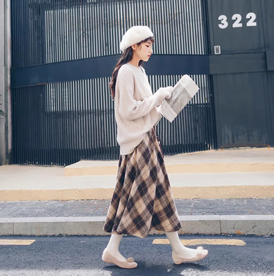 スカート レディース ボトムス フレアスカート ロングスカート ミモレ ロング フレア Aライン フェミニン かわいい 大人可愛い シンプル カジュアル ラフ ガーリー ラブリー キュート カレッジ風