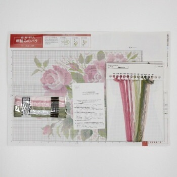 ししゅうキット　7181（白）　風に舞う華たち　朝摘みのバラ