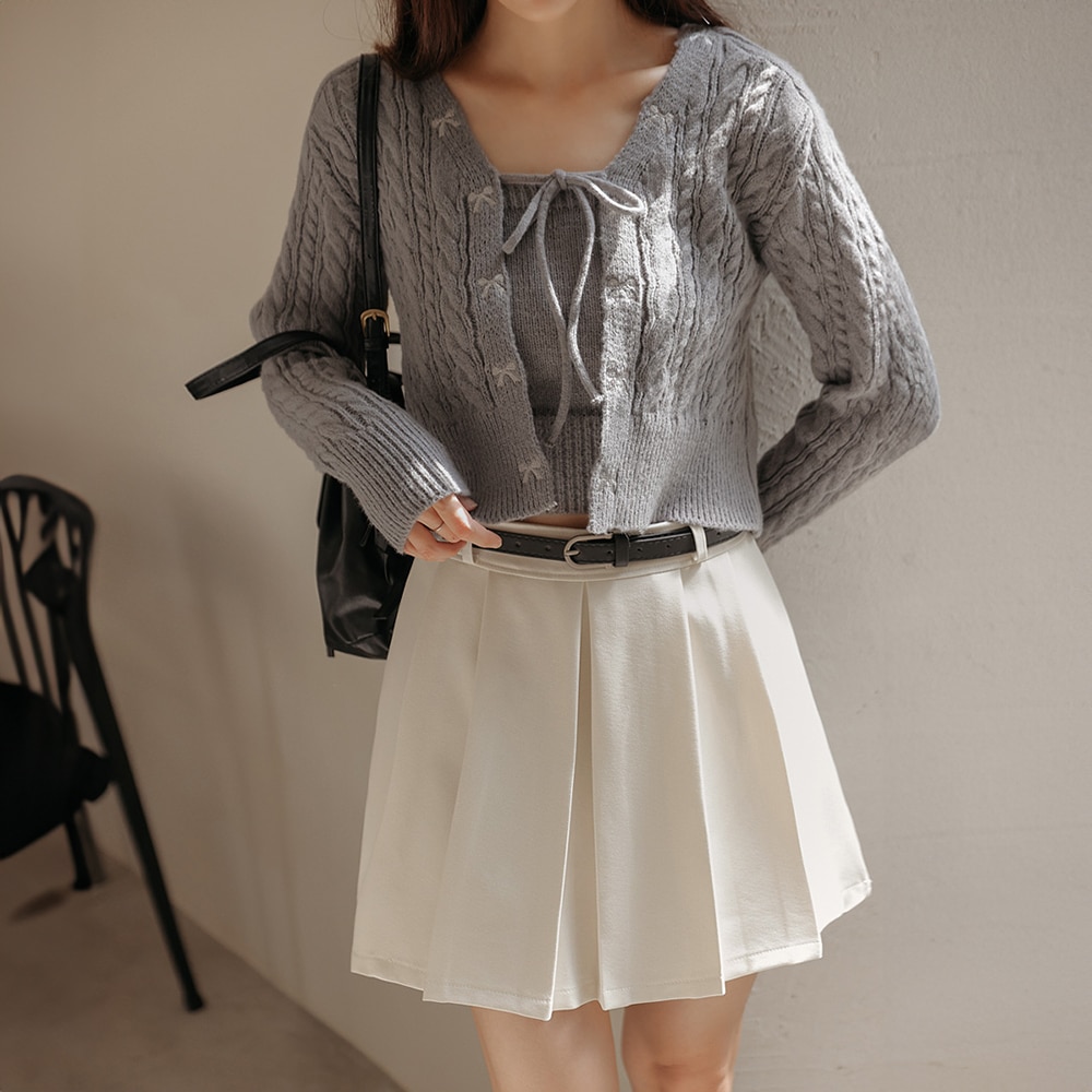 レジーナリボンケーブルニットスリーブレスカーディガンセット