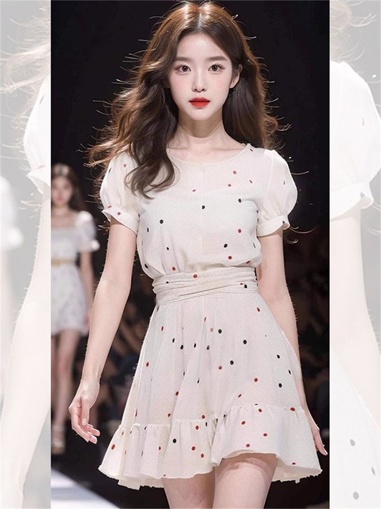 美乳ふうふ水玉プリントス プチスイートパフスリーブスカート 2024初春