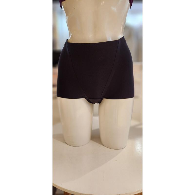 AK平沢店 シームレスハイフィットガードルパンティー