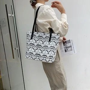 バッグ トート ショルダー 通勤 ビジネス 肩がけ 手持ち 大容量 収納 機能性 便利 レース 花柄 おしゃれ 普段使い お出かけ 大人 可愛い お買い物 カジュアル きれいめ 上品 旅行 OL