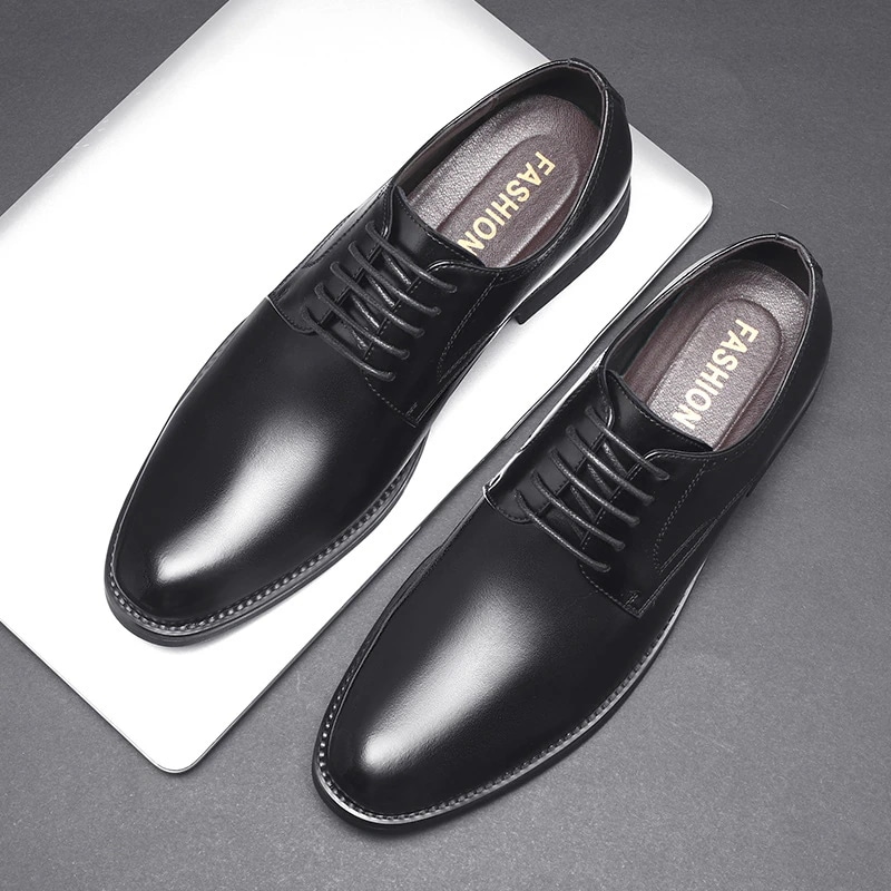 メンズレザーシューズビジネスフォーマルカジュアルシューズ通気性メンズ英国ポインテッドトゥ新郎ウェディングメンズシューズ