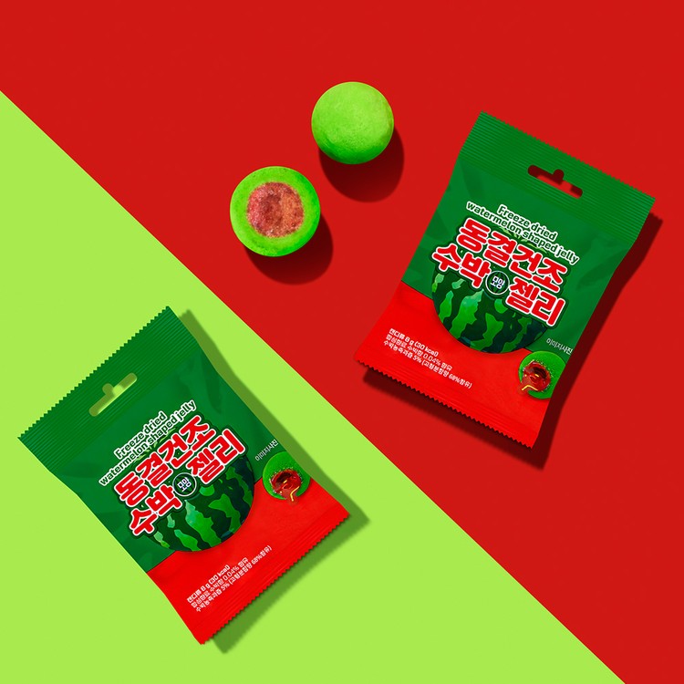 【送料無料】フリーズドライ 地球型グミ 18個入 スイカ味