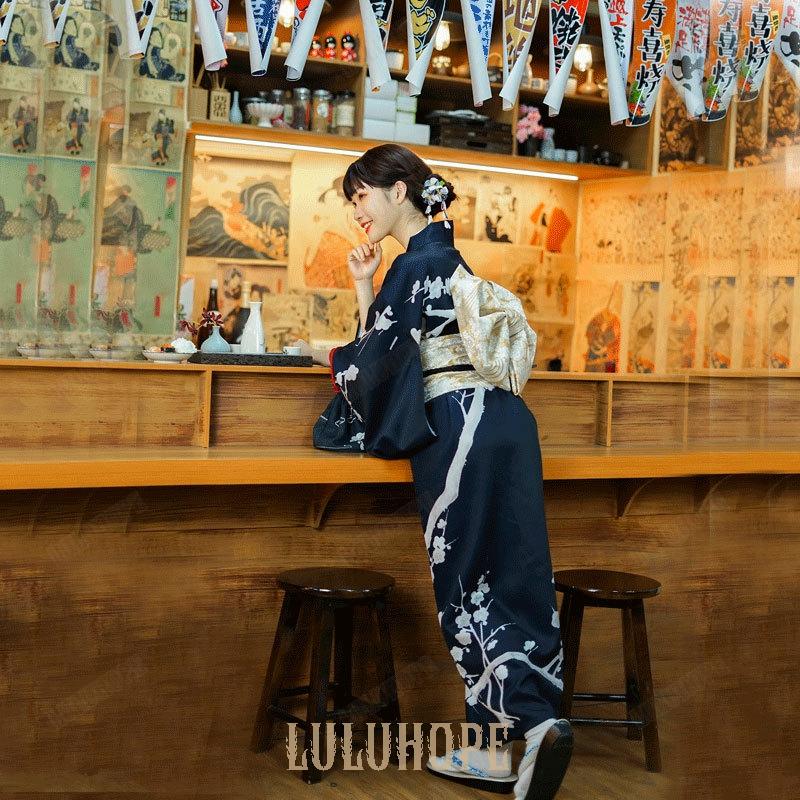 浴衣 単品 レディース 大人っぽい 梅の花 シック 女性 単衣着物 夏着物 花火大会 夏祭り 盆踊り 古典柄 ゆかた ブラック