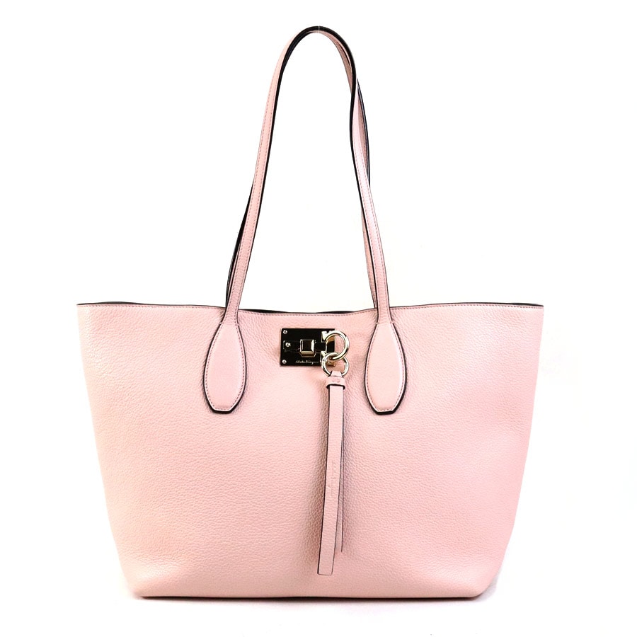 サルヴァトーレフェラガモ Salvatore Ferragamo ショルダーバッグ ガンチーニ レザー ピンク レディース h30257g